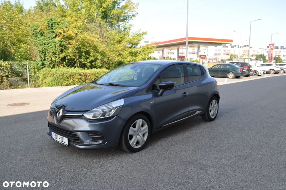 Renault Clio - 2