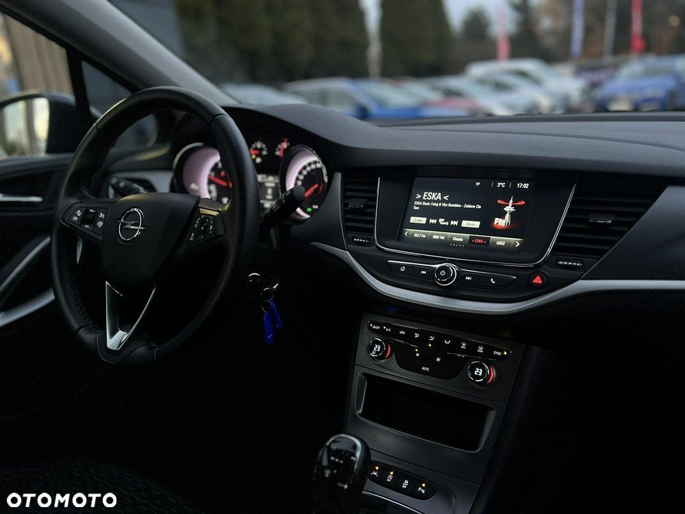 Opel Astra 1.6 CDTI Dynamic S&S - 22