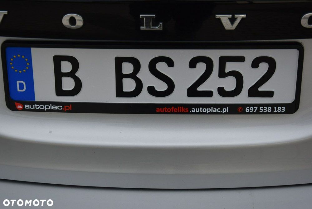 Volvo V60 D4 Momentum - 21