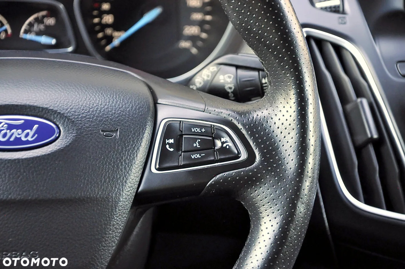 Ford Focus 1.0 EcoBoost ST-Line Style - 15