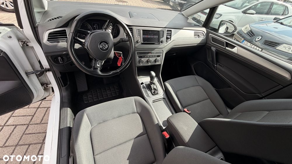 Volkswagen Golf Sportsvan - 10