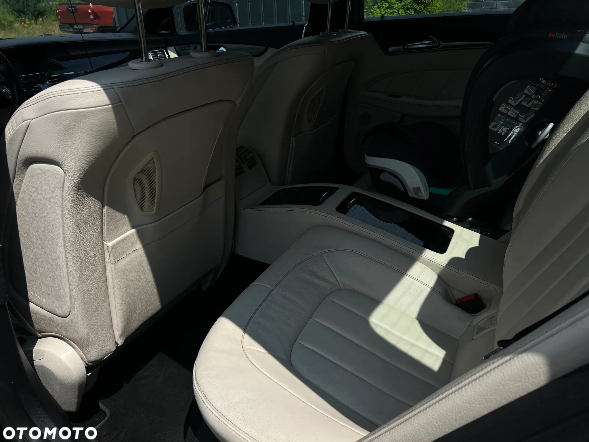Mercedes-Benz CLS 350 BlueTEC 4-Matic - 29