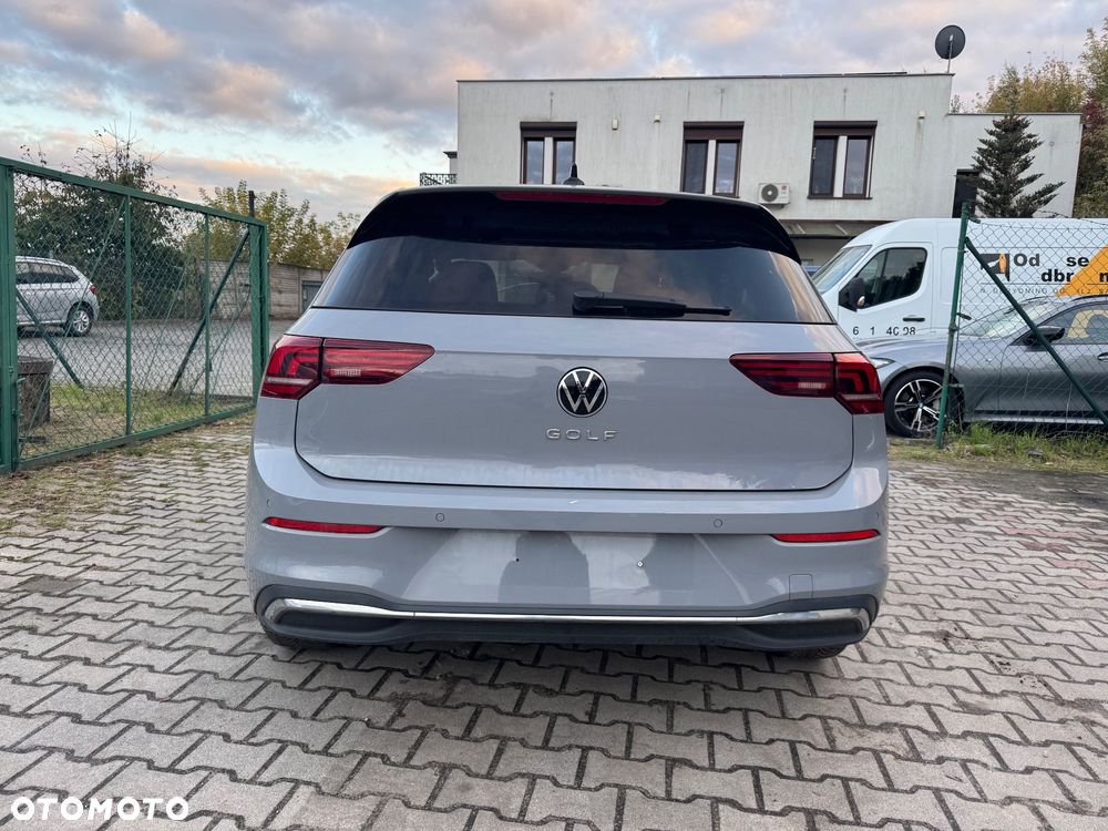 Volkswagen Golf 2.0 TDI SCR DSG Goal - 11