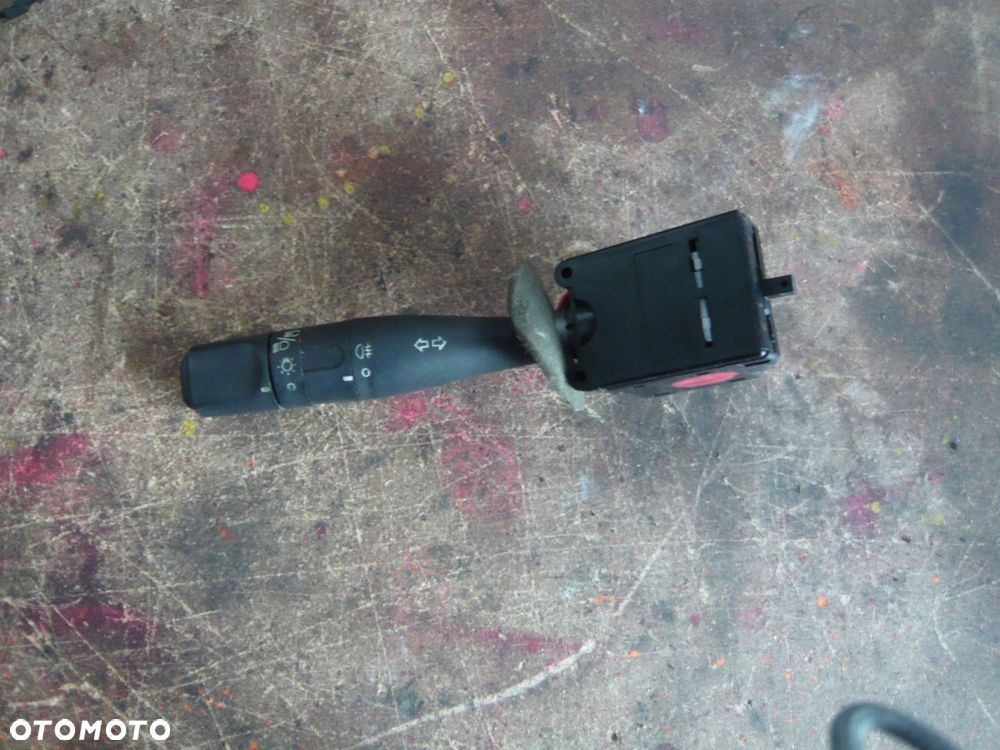 Manetka Przełącznik Kierunkowskazów Peugeot 206 - 1