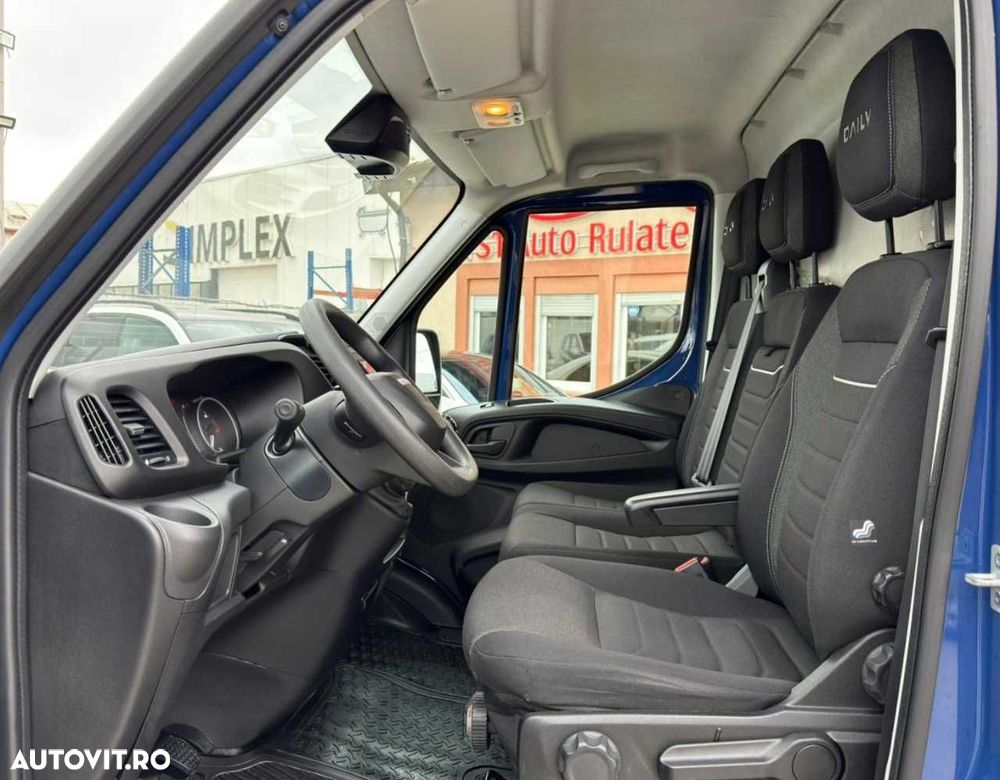 Iveco DAILY - 12