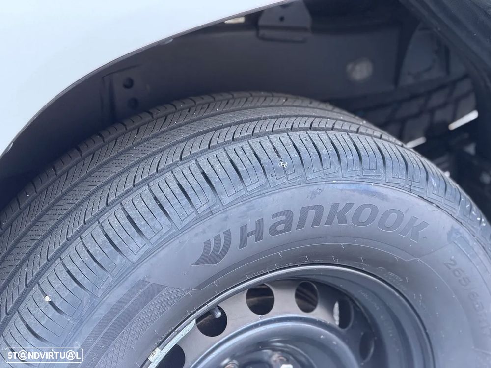 Toyota Hilux 2.4 D-4D CD 5L - 26