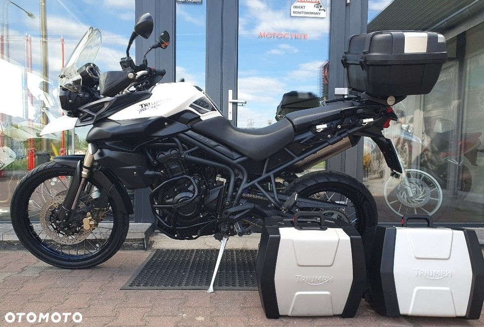Triumph Tiger - 1