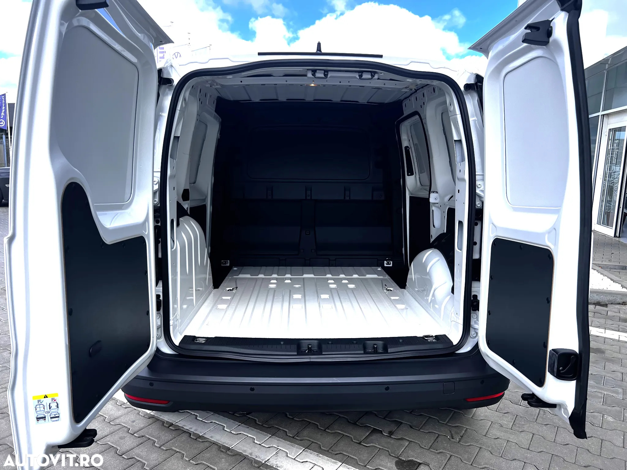 Volkswagen Caddy 2.0 TDI 75 kW - 3