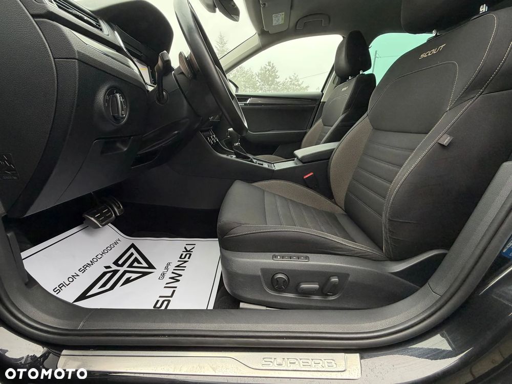 Skoda Superb 2.0 TDI 4x4 DSG Scout - 19
