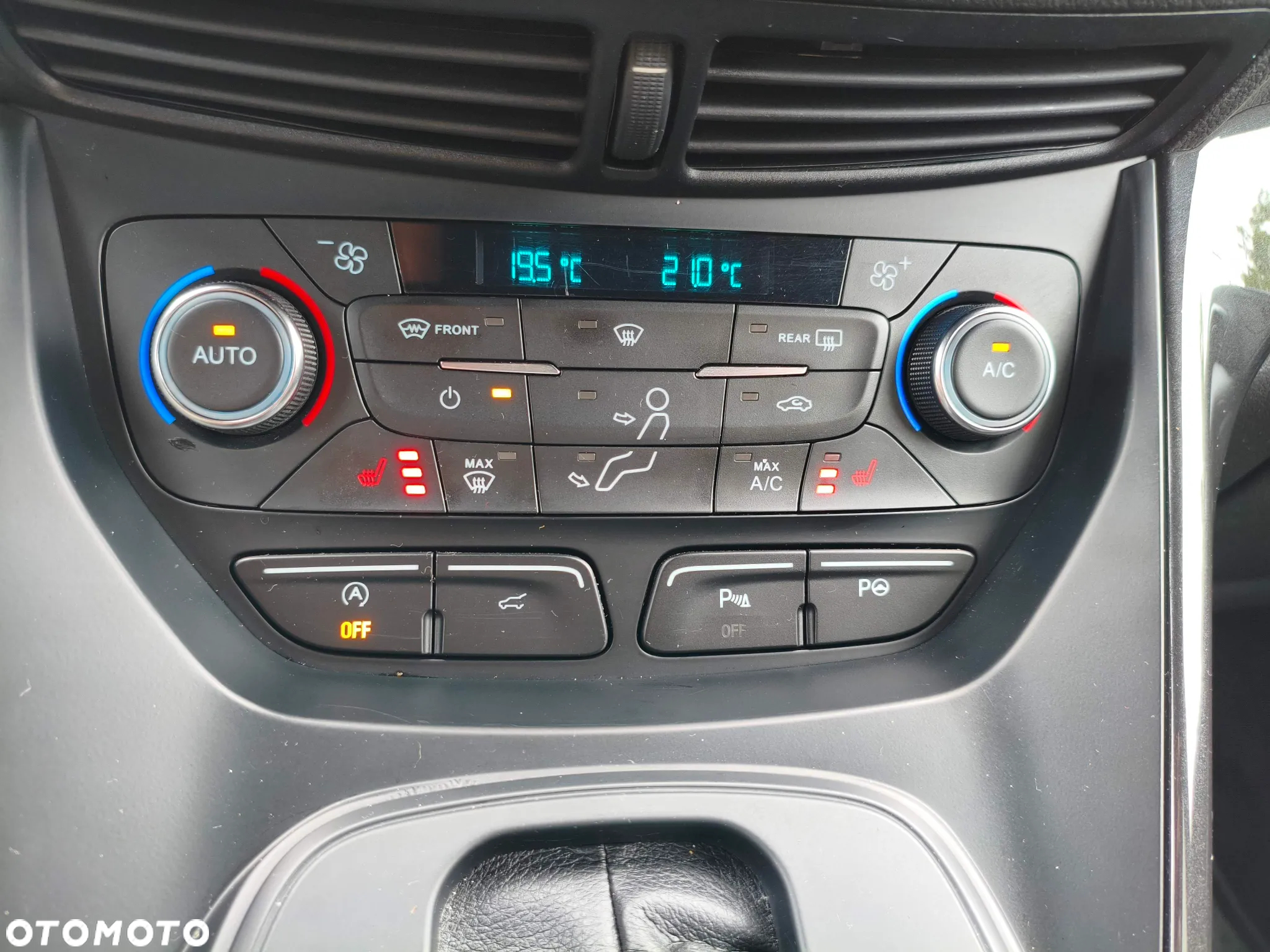 Ford Kuga 2.0 TDCi AWD ST-Line - 8
