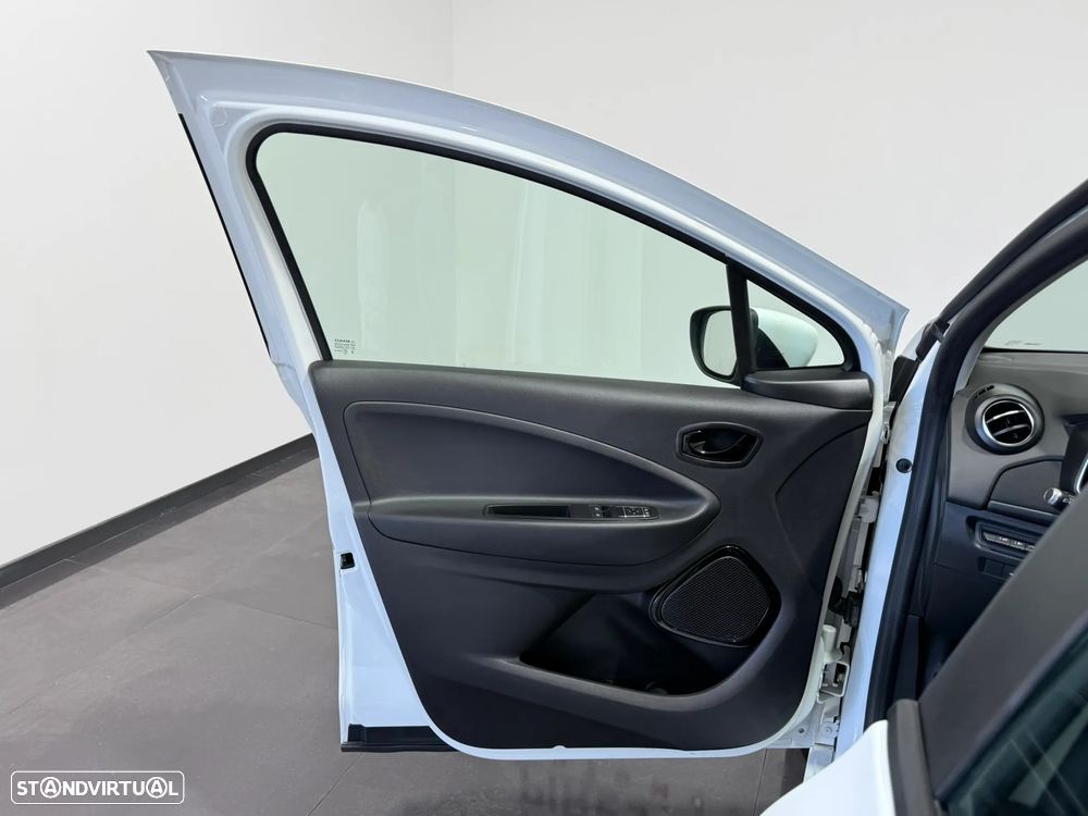 Renault Zoe (c/ Bateria) Limited 50 - 17