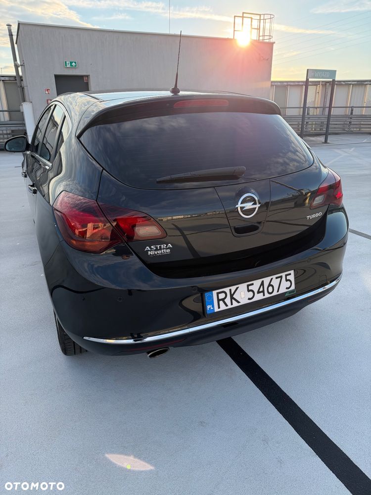 Opel Astra 1.4 T Cosmo - 10
