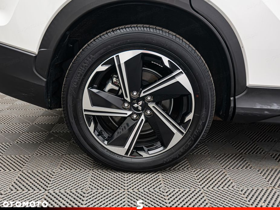 Mitsubishi Eclipse Cross - 28