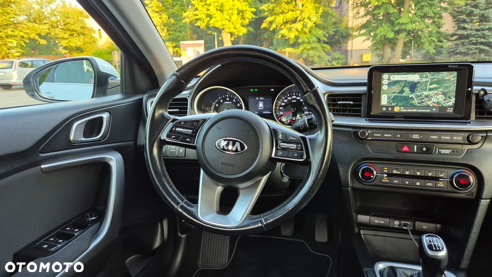 Kia Ceed - 22