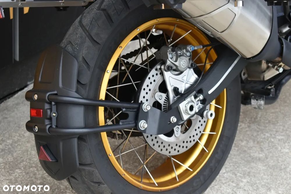 QJMOTOR SRT900SX - 31
