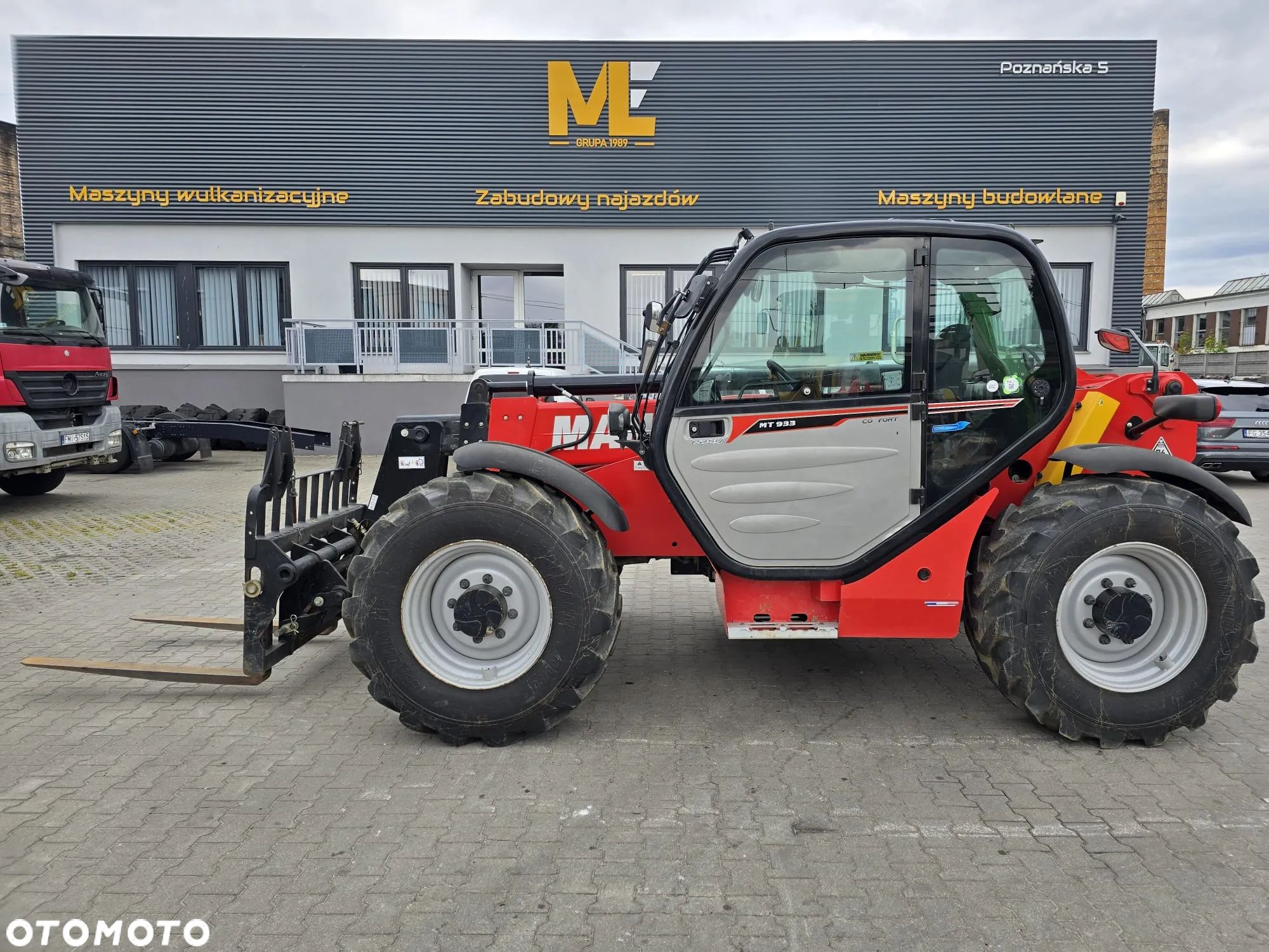 Manitou MT 933 - 1