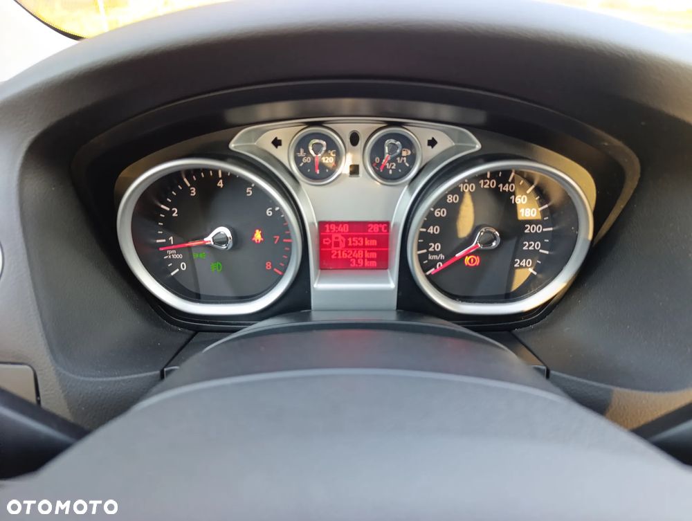 Ford Focus - 20