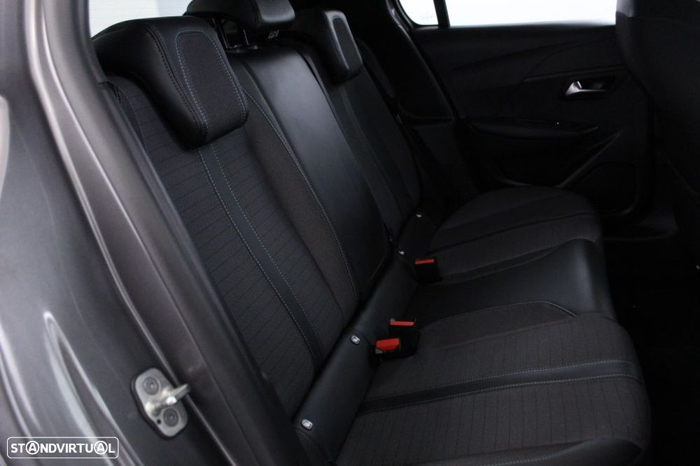 Peugeot 208 1.2 PureTech Allure EAT8 - 15