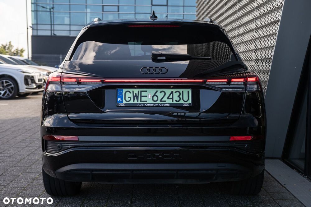 Audi Q4 e-tron - 5