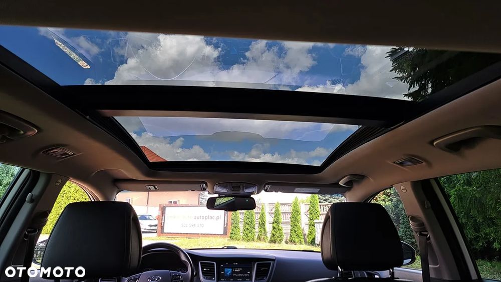 Hyundai Tucson 1.7 CRDI BlueDrive GO 2WD - 24