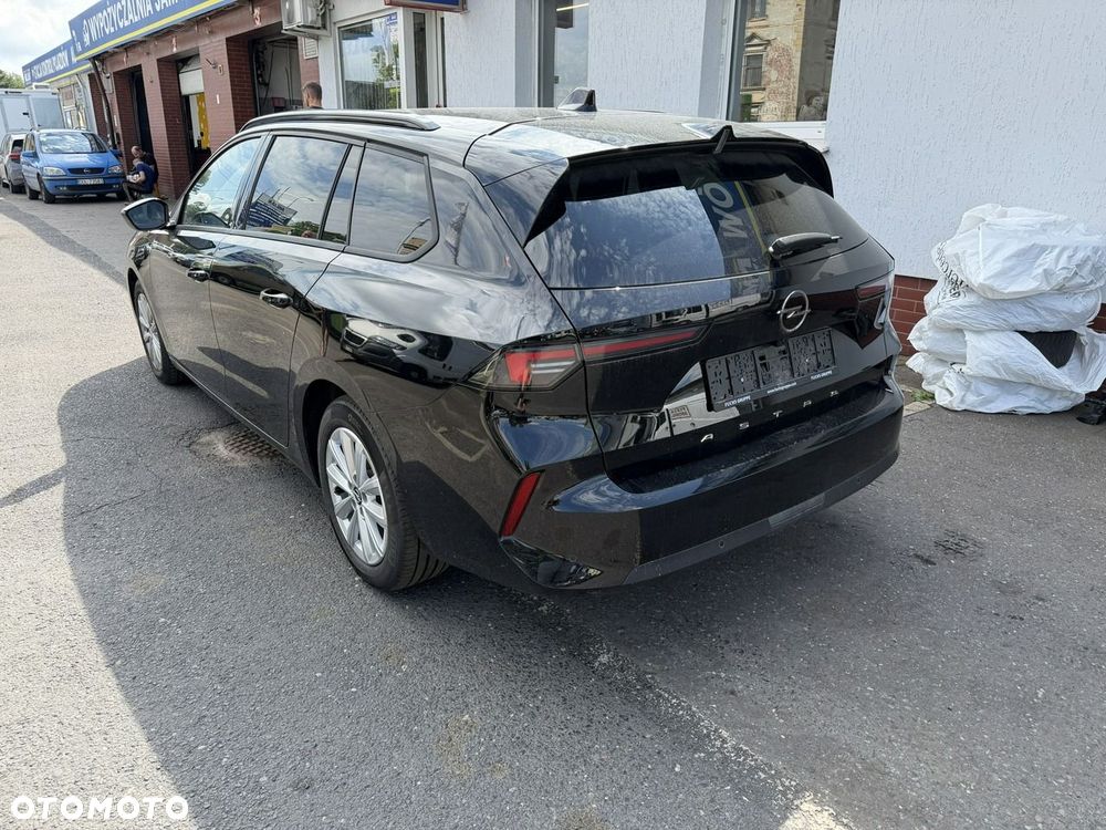 Opel Astra - 4