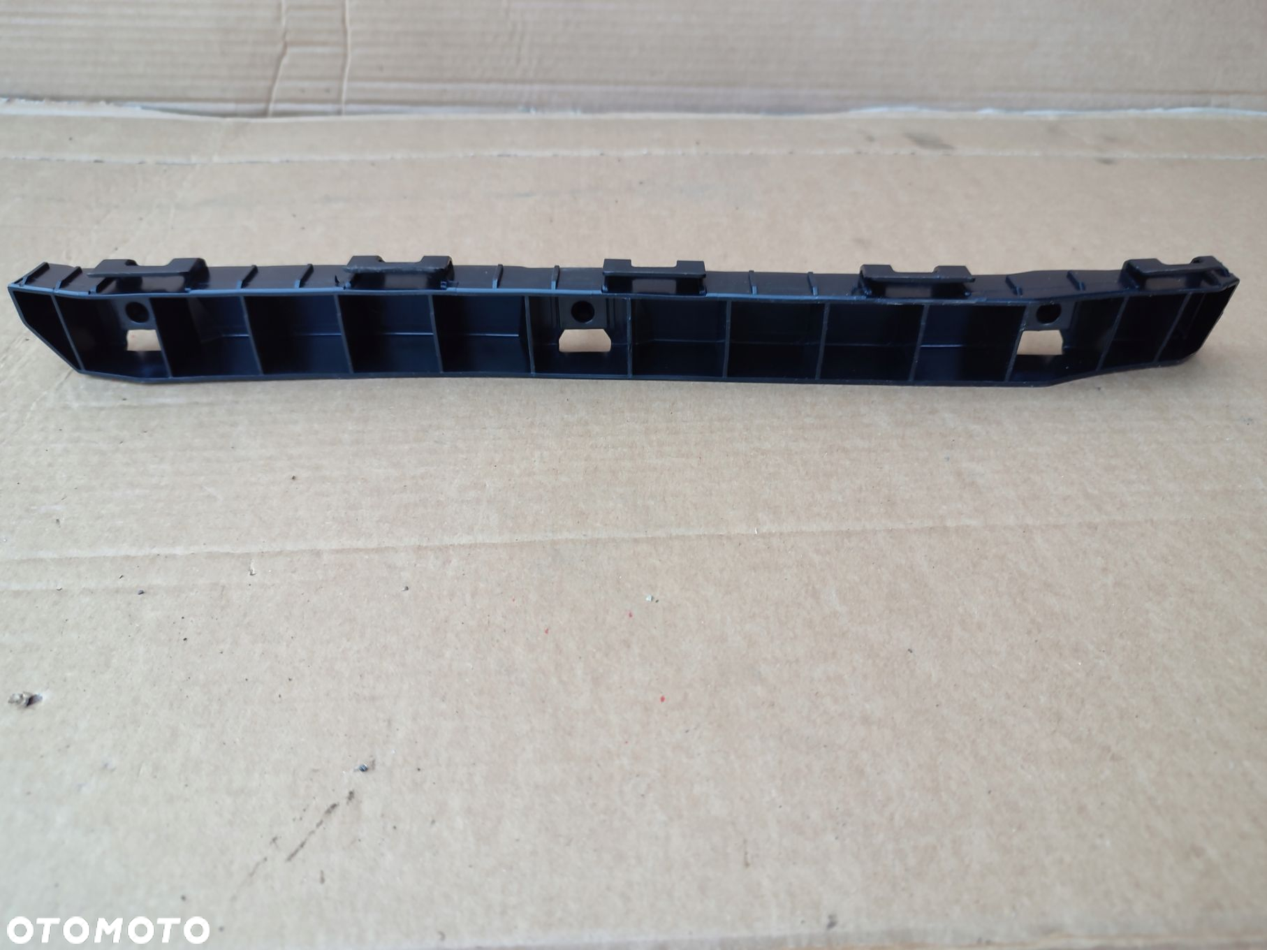 Ślizg zderzaka lewy tył HYUNDAI IX35 86613-2Y000 - 4