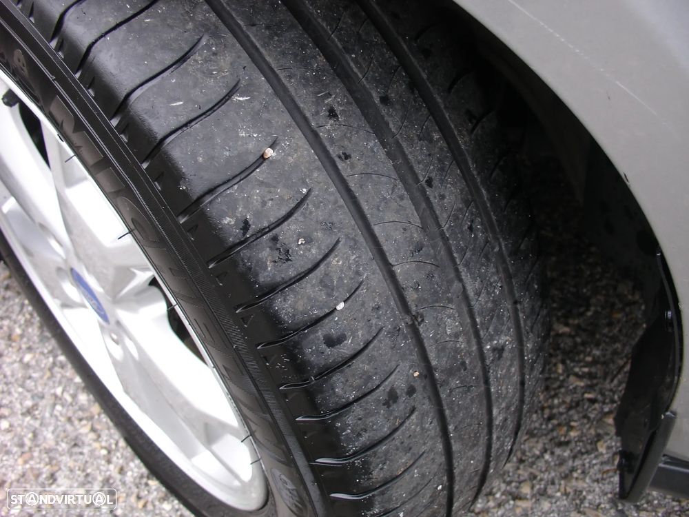 Ford connect  3 lug 1.6 tdci longa - 24