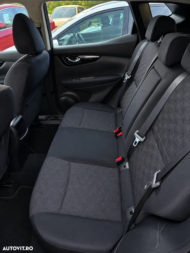 Nissan Qashqai 1.2 DIG-T ACENTA - 12