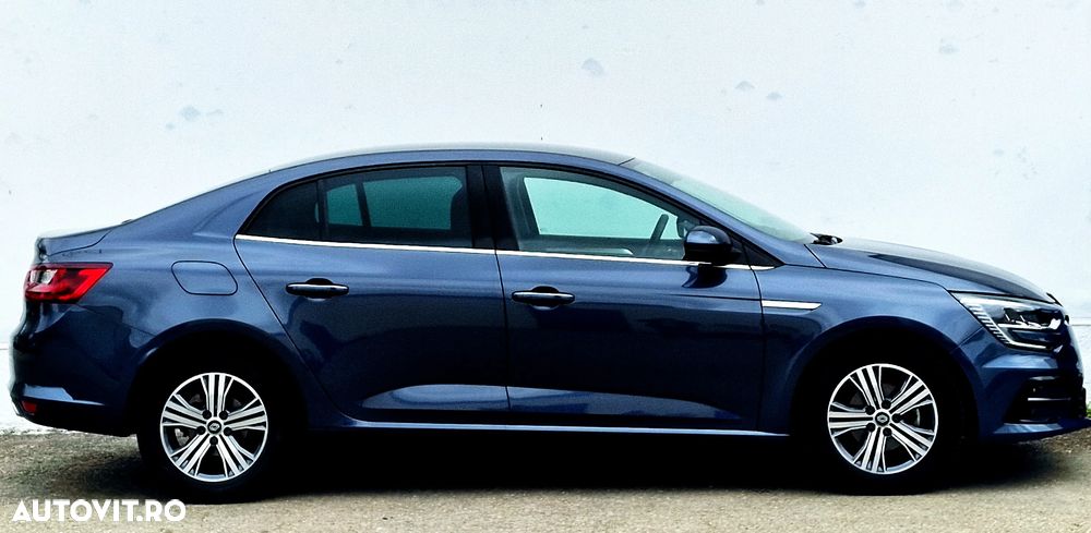 Renault Megane TCe 140 GPF Techno - 8