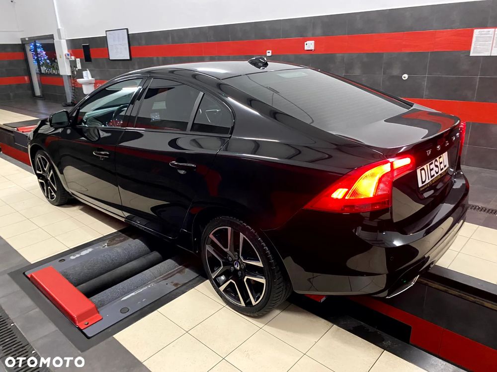 Volvo S60 D4 Geartronic Summum - 11