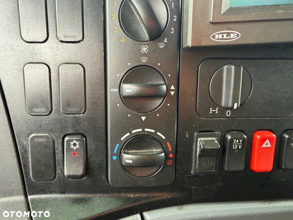 Mercedes-Benz Atego 1324/Euro 5/THERMO KING/ - 33