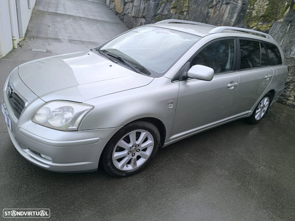Toyota Avensis SW 2.0 D-4D - 13