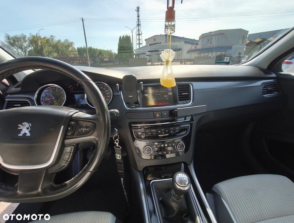 Peugeot 508 1.6 e-THP Allure S&S - 14