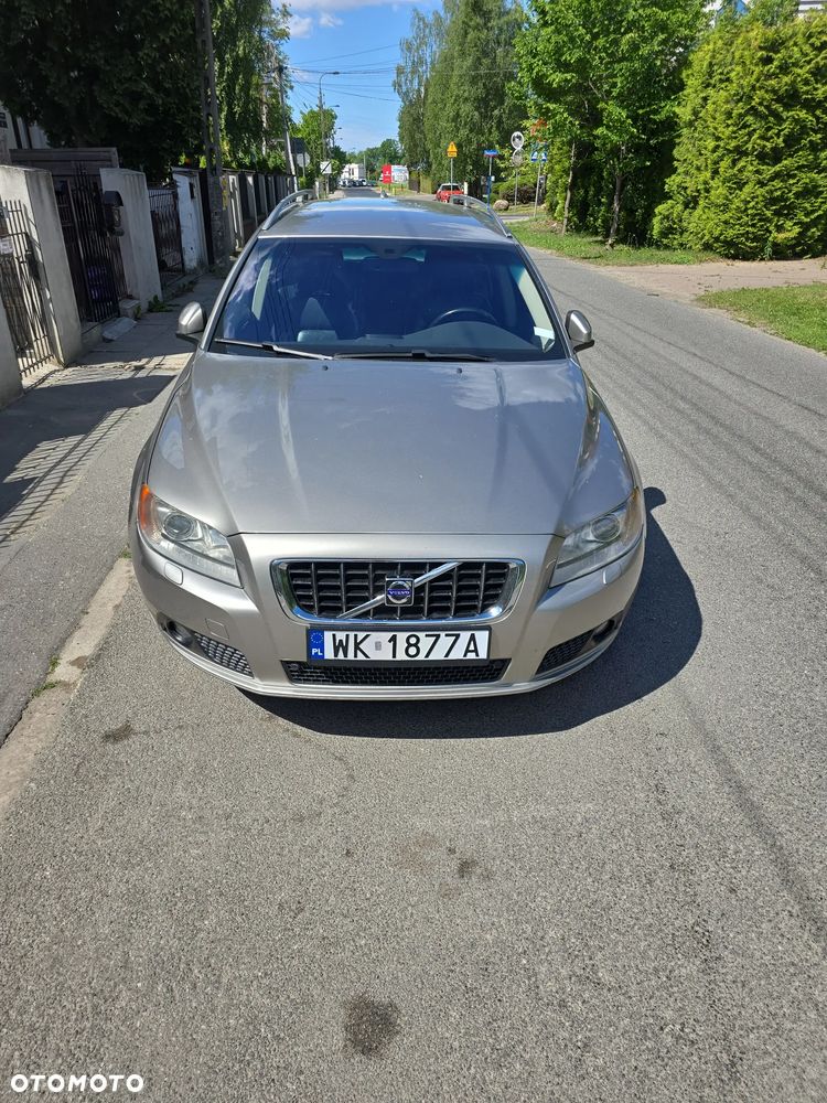 Volvo V70 - 1
