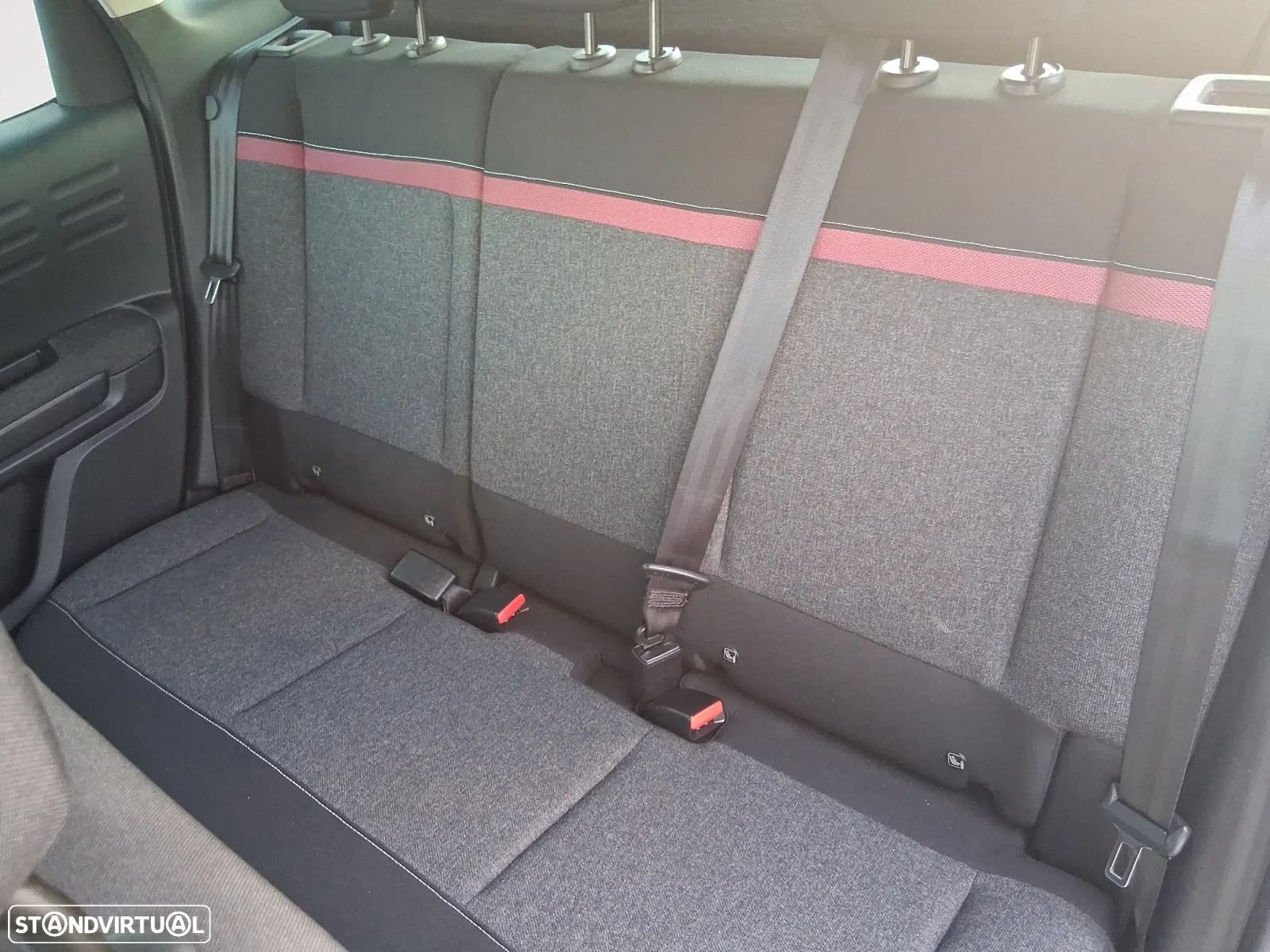 Citroën C3 Aircross 1.2 PureTech C-Series - 15