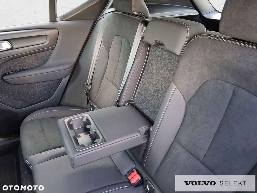 Volvo XC 40 - 18