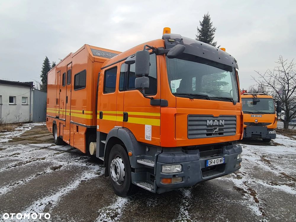 MAN 18.224 Klima Webasto Toaleta Winda Dystrybucja Zbiorniki Na Paliwo - 4