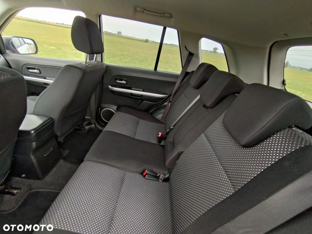 Suzuki Grand Vitara 2.0 Comfort - 12