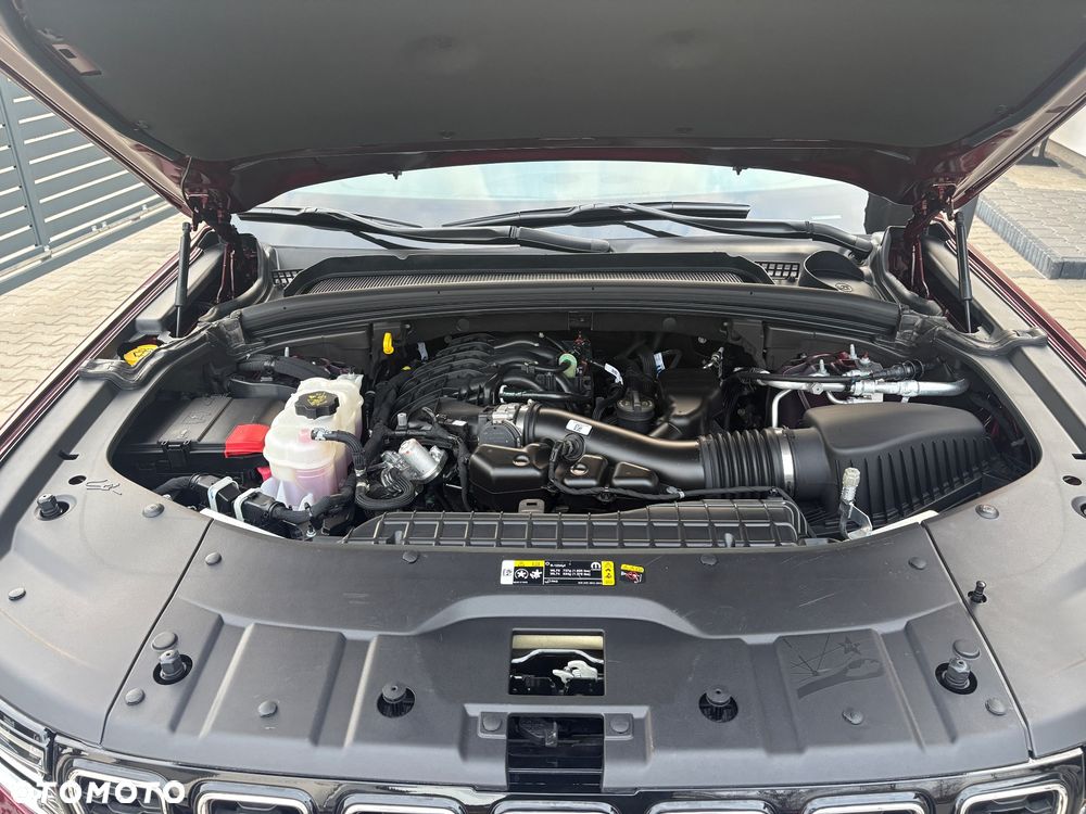 Jeep Grand Cherokee - 30