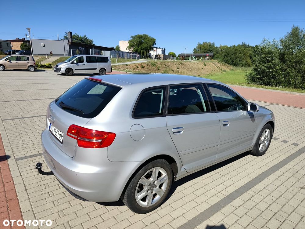 Audi A3 Sportback 1.6 Ambiente - 7
