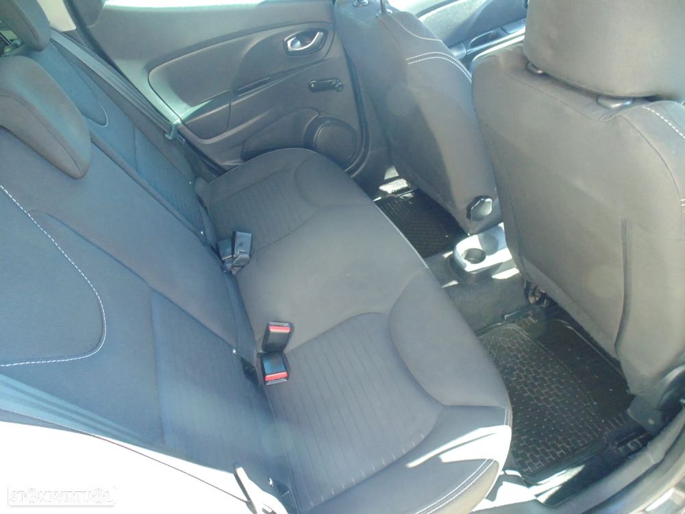 Renault Clio 0.9 TCe Limited - 17