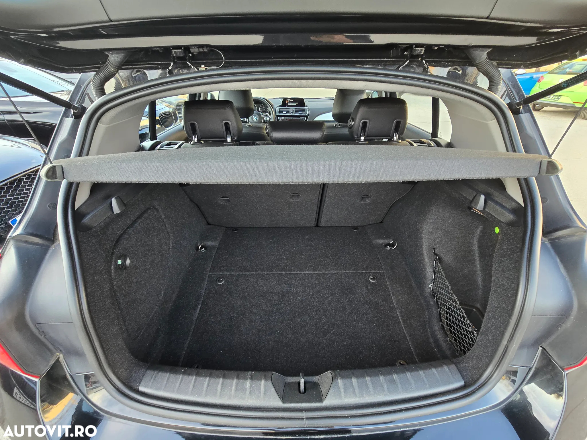 BMW Seria 1 120i Aut. M Sport - 17