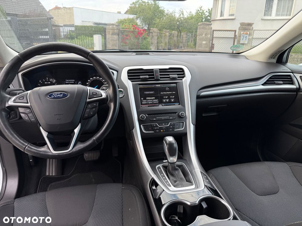 Ford Mondeo 2.0 TDCi Ambiente PowerShift - 13