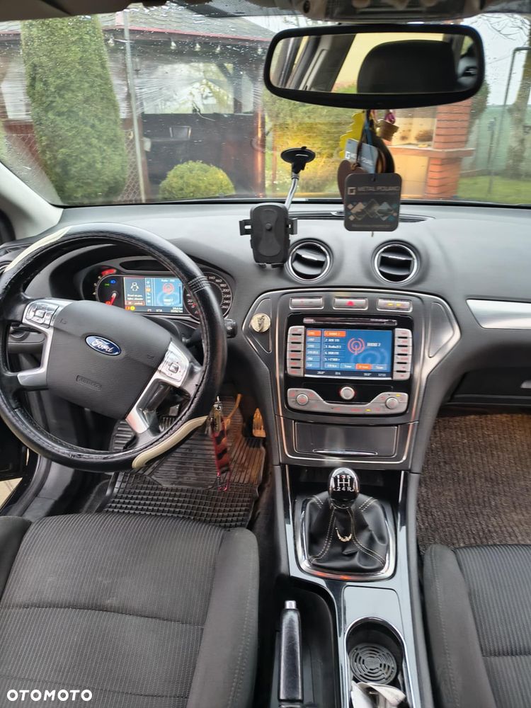 Ford Mondeo 2.0 Titanium - 17