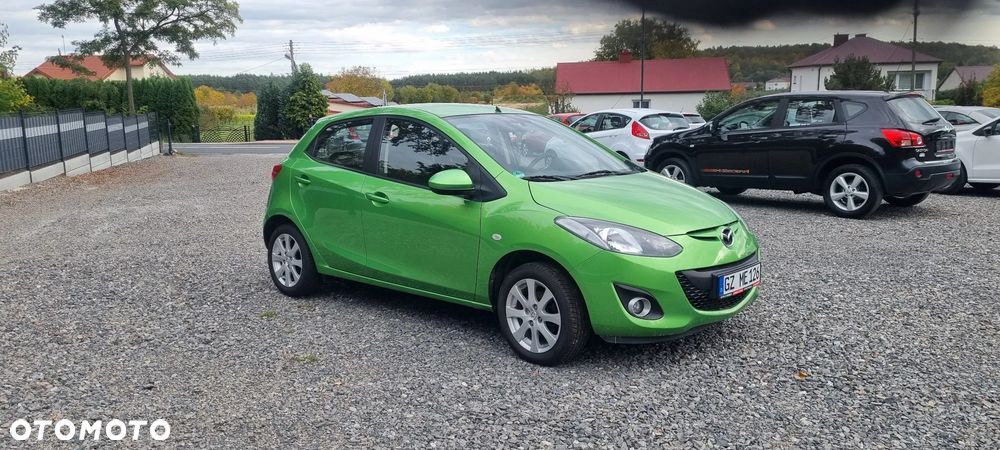 Mazda 2 - 3
