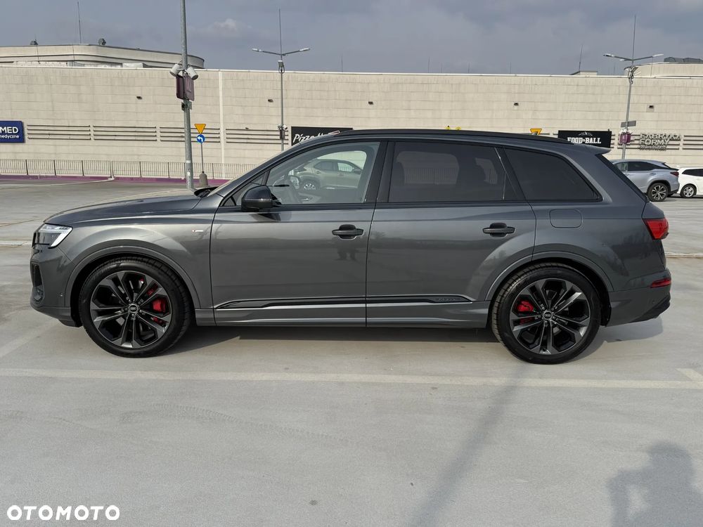 Audi Q7 - 1