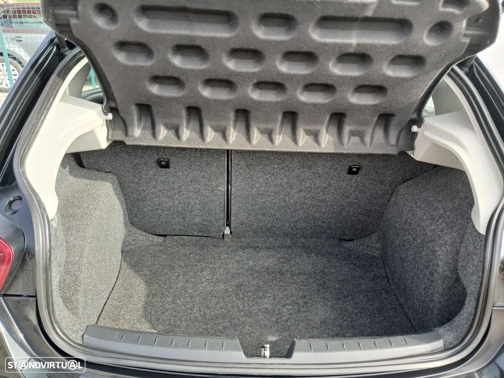 SEAT Ibiza 1.2 12V Reference - 25