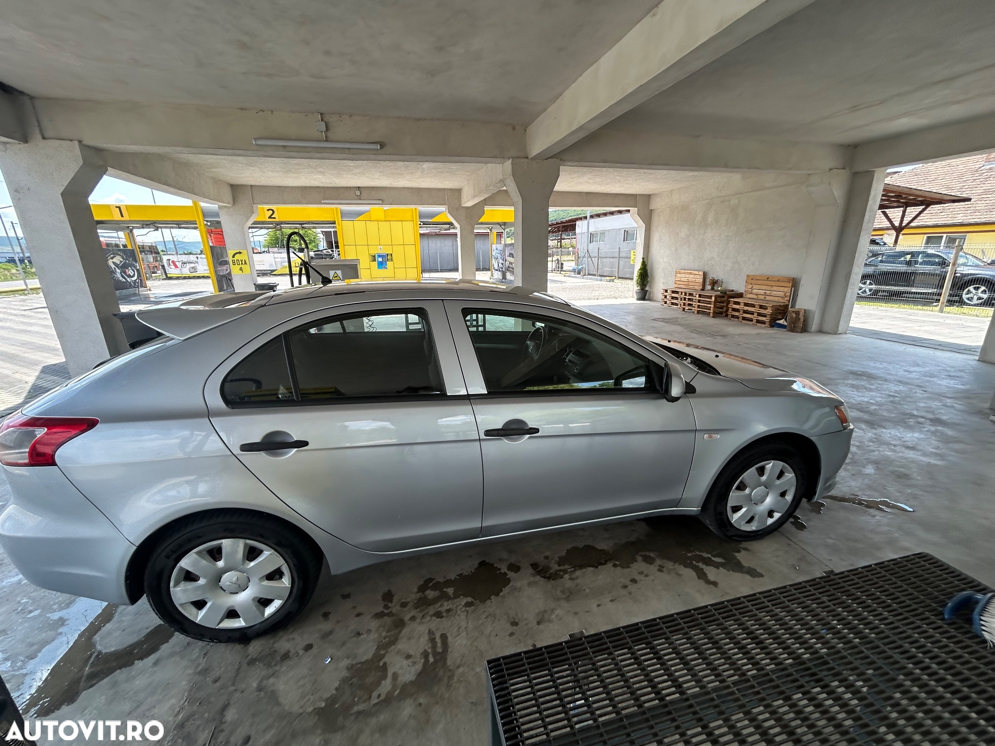 Mitsubishi Lancer 1.8 MPI Inform - 3