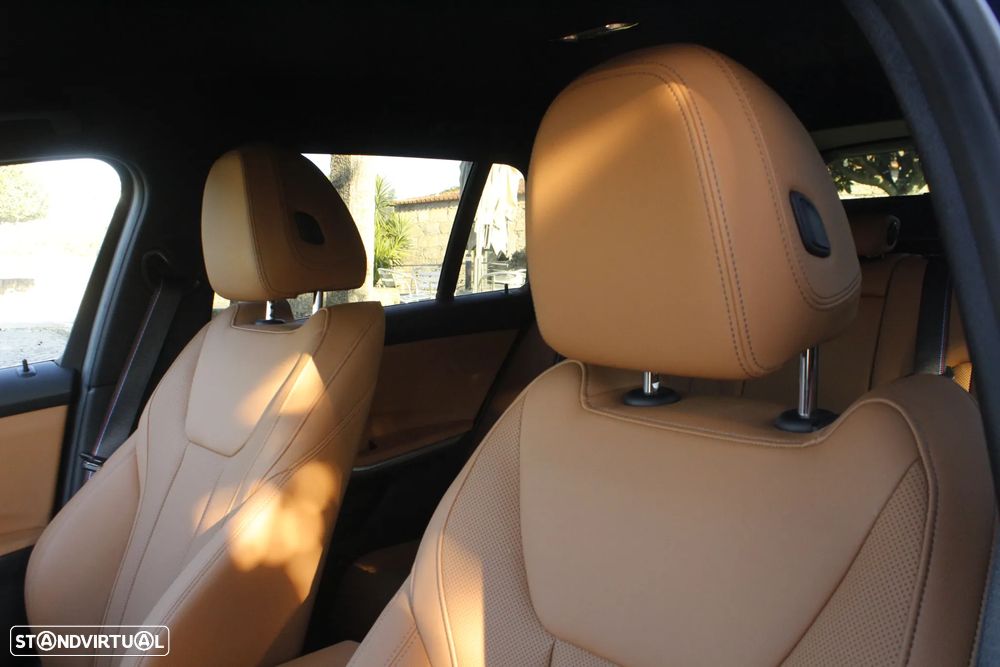 BMW 330 e Touring Pack Desportivo M Pro Auto - 12