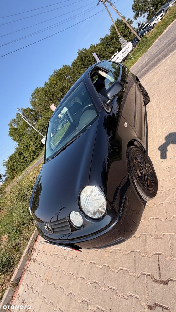 Volkswagen Polo 1.4 16V Trendline - 17